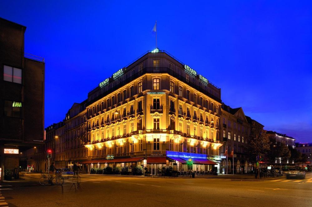 Grand Joanne Hotell
