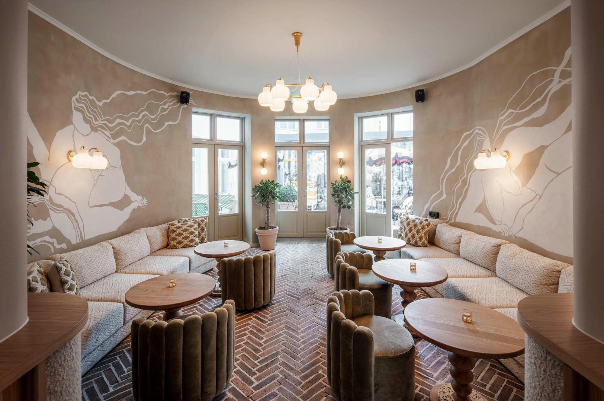 Grand Joanne Hotell
