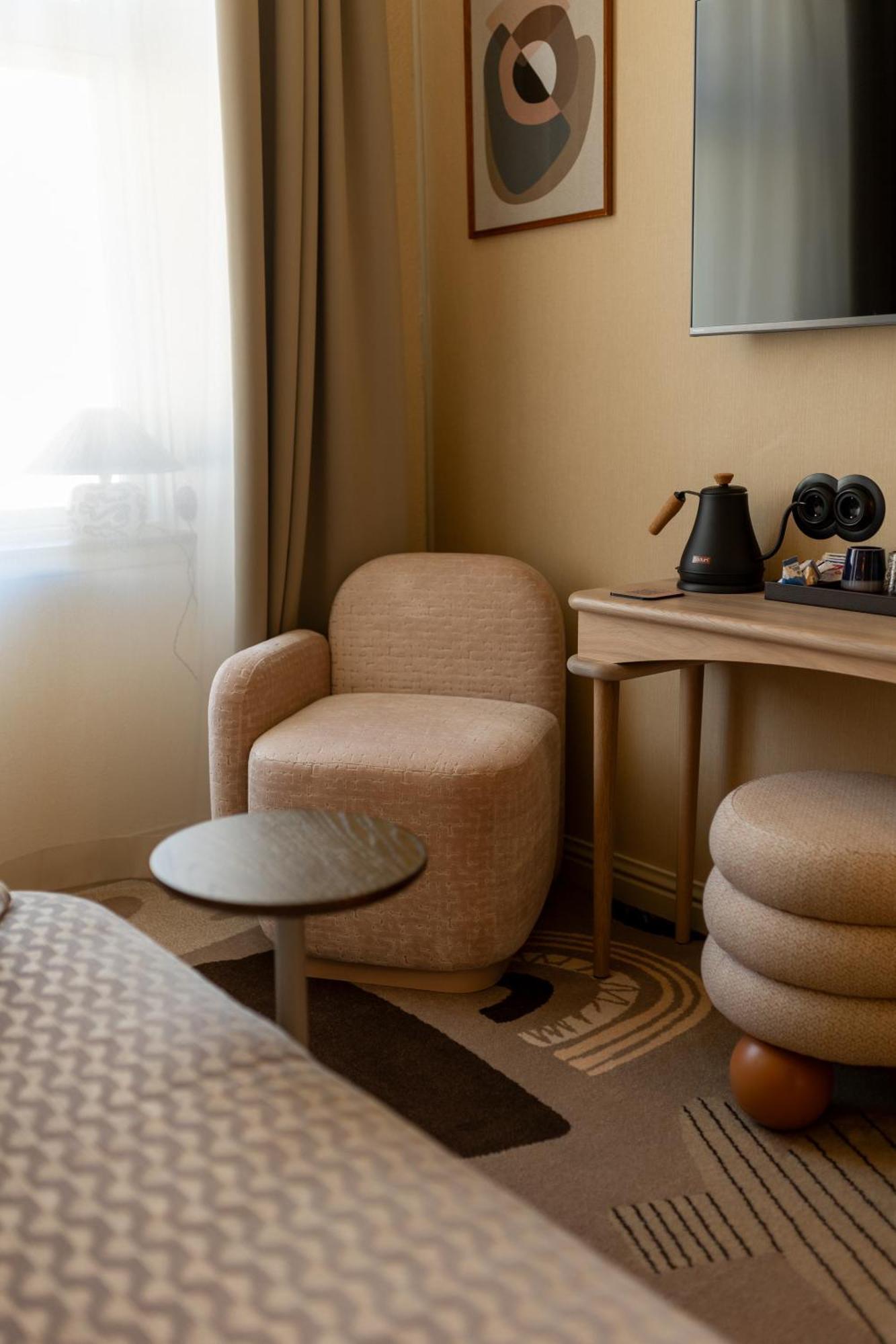 Grand Joanne Hotell